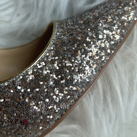 MARC FISHER Silver Glitter Pumps - Picture 6 of 7